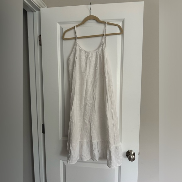 Anthropologie white crinkle dress in size small - Picture 2 of 2